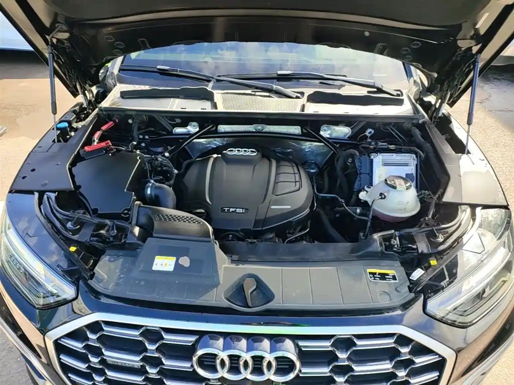 Audi Q5L 2021 — фото 19