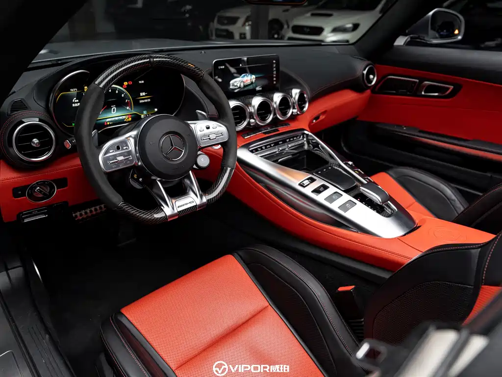 Mercedes-Benz AMG GT 2020 — фото 10