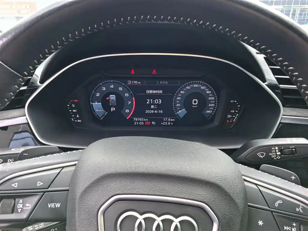 Audi Q3 2020 — фото 12