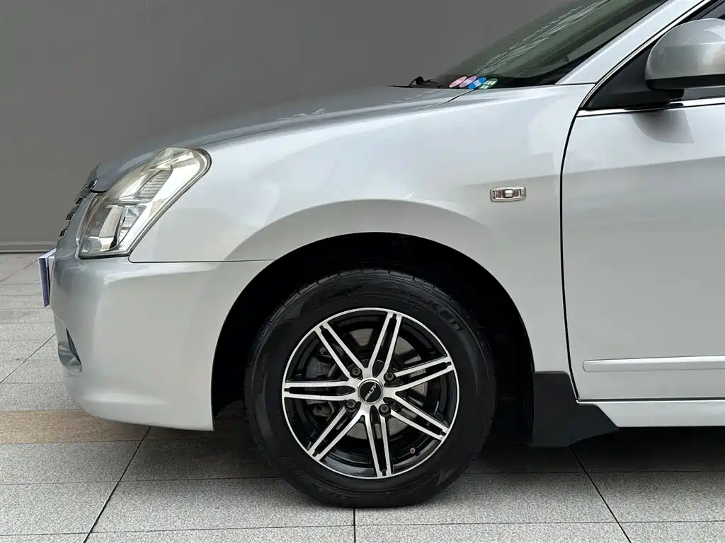 Nissan Sylphy 2016 — фото 12