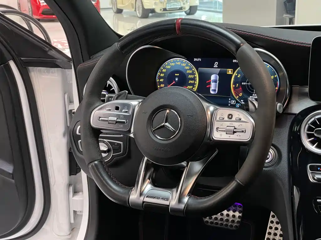 Mercedes-Benz C-Class AMG 2019 — фото 10
