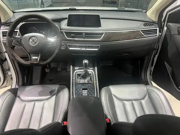 Dongfeng Scenery 580 2019