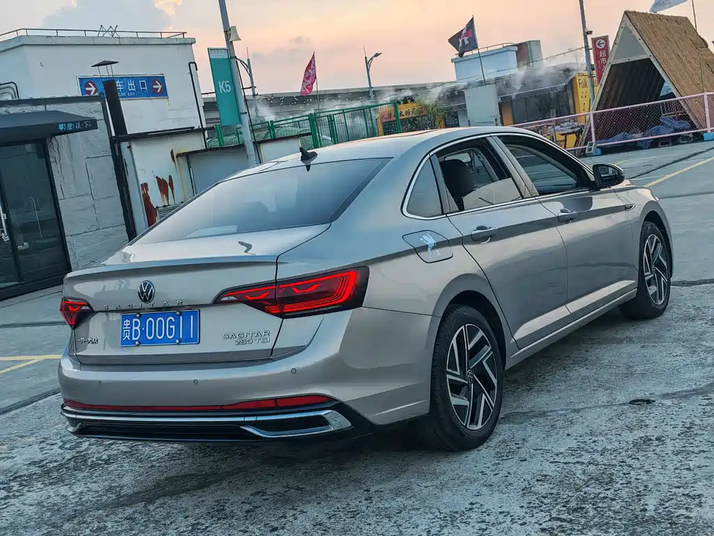 Volkswagen Sagitar 2023