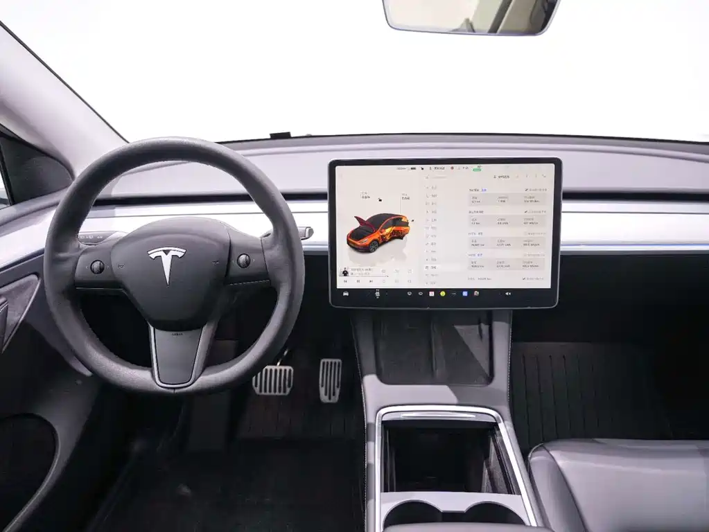 Tesla Model Y 2023 — фото 15