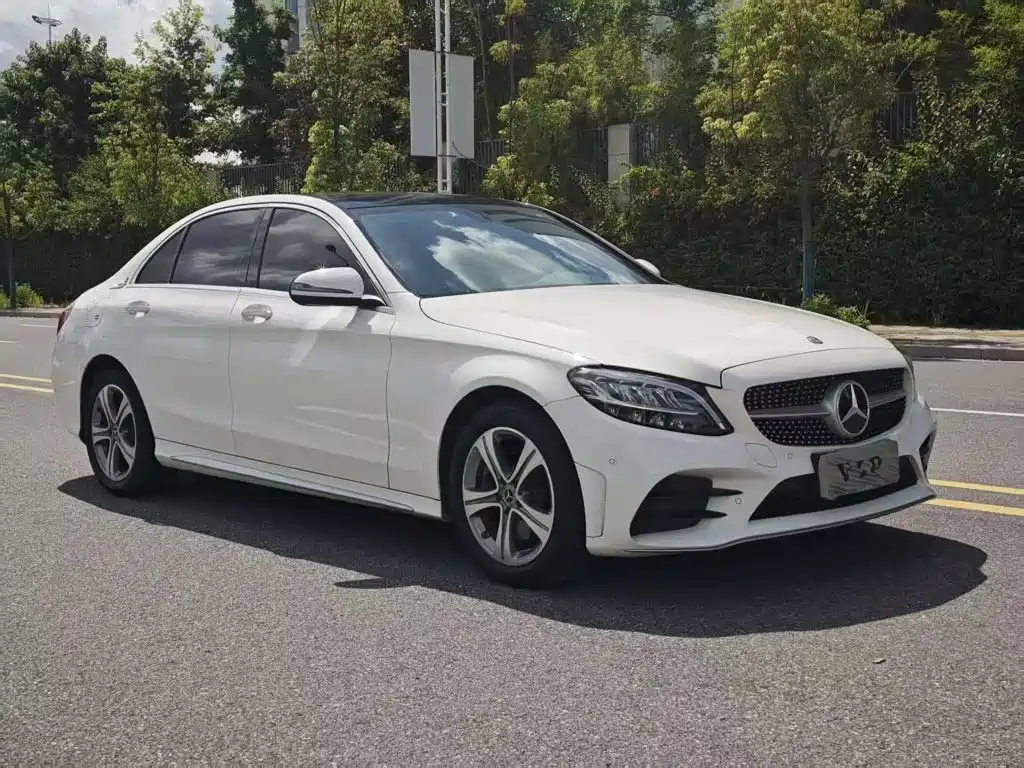 Mercedes-Benz C-Class 2021