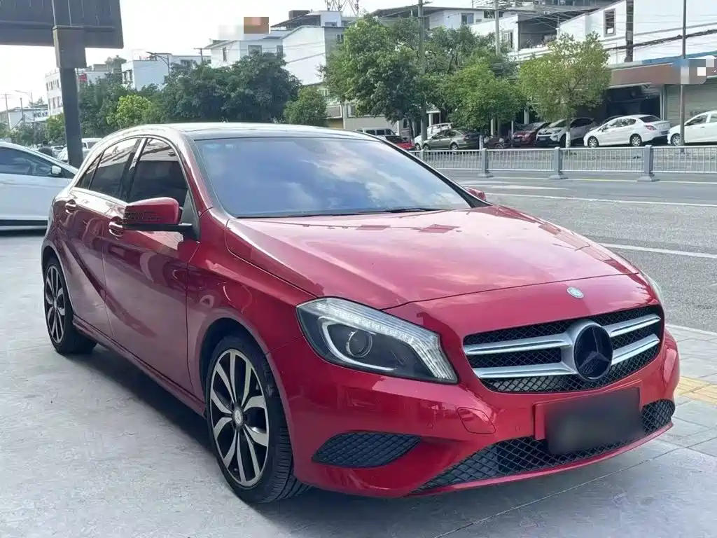 Mercedes-Benz A-Class 2015