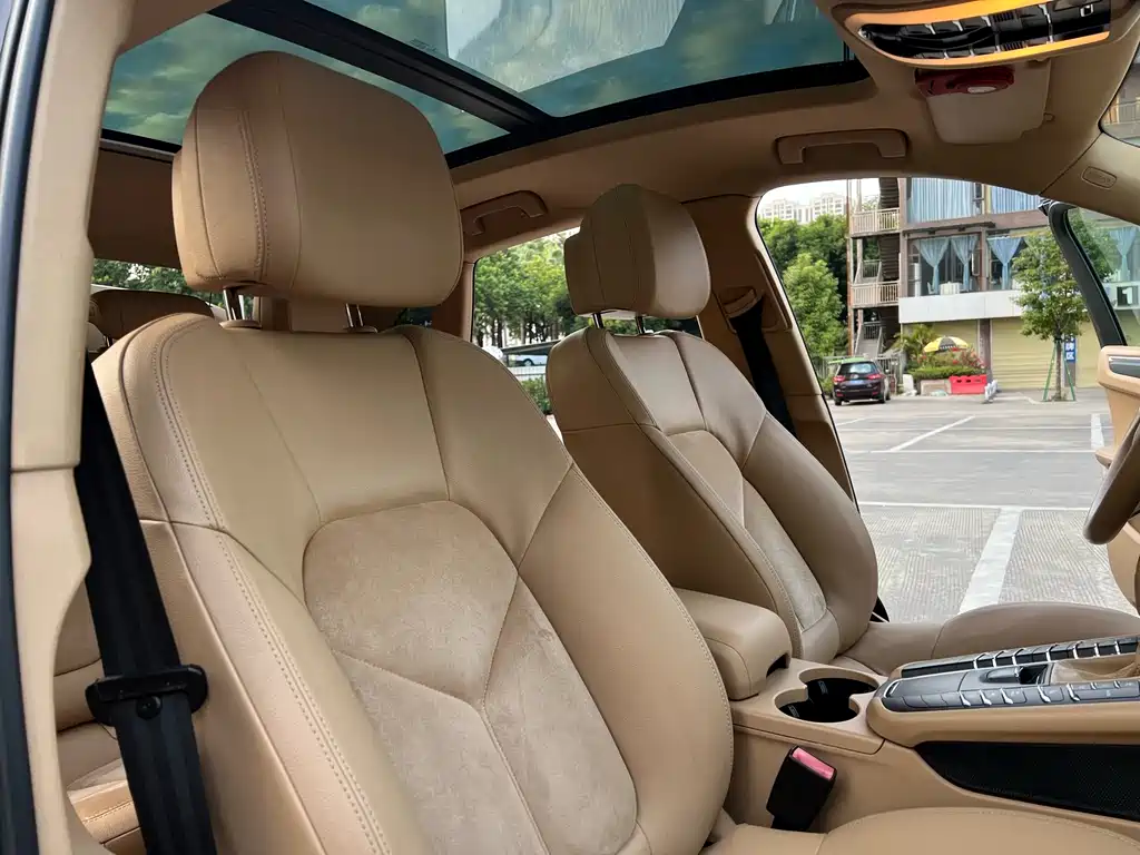 Porsche Macan 2015 — фото 9