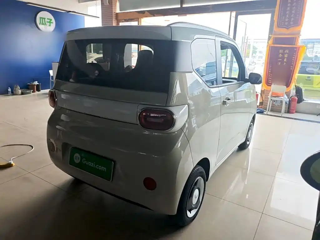 Wuling MINIEV 2024