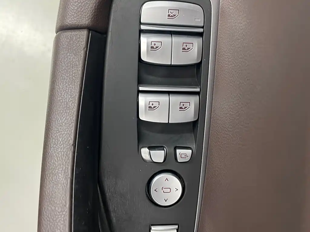 BMW iX3 2021 — фото 10