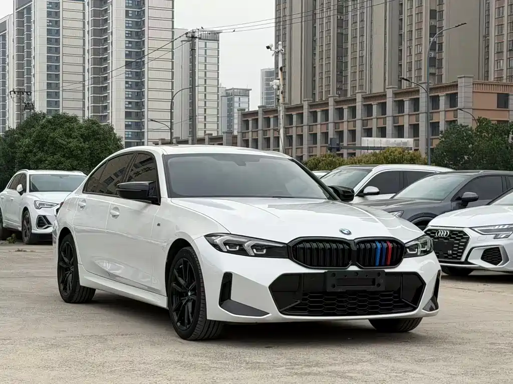 BMW 3 Series 2023
