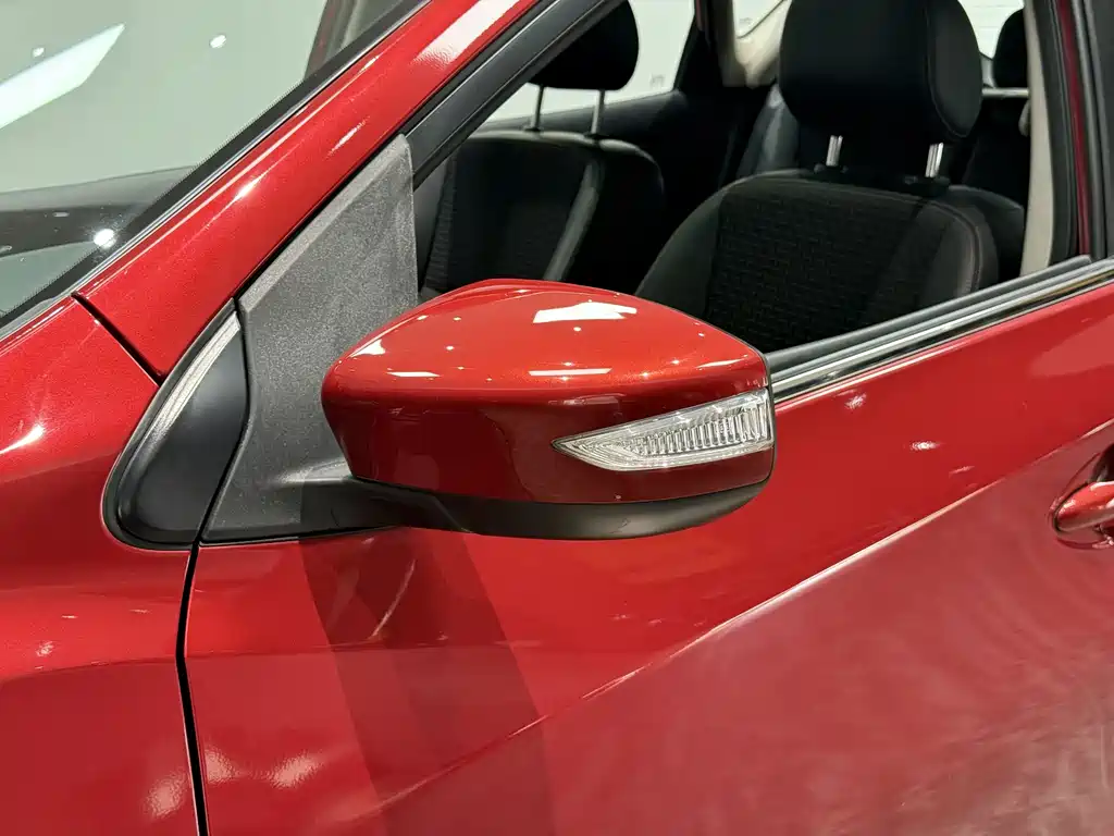 Nissan Tiida 2019 — фото 15