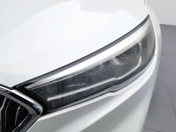 Hongqi H5 2018