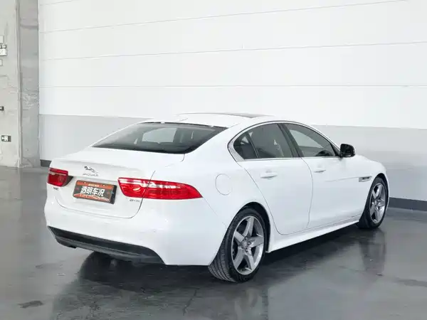 Jaguar XE 2016