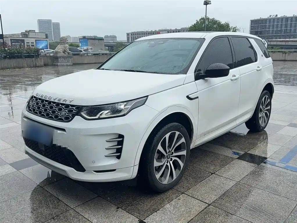 Land Rover Discovery Sport 2024 — фото 1
