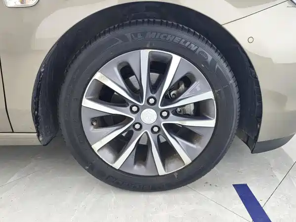 Buick GL6 2022