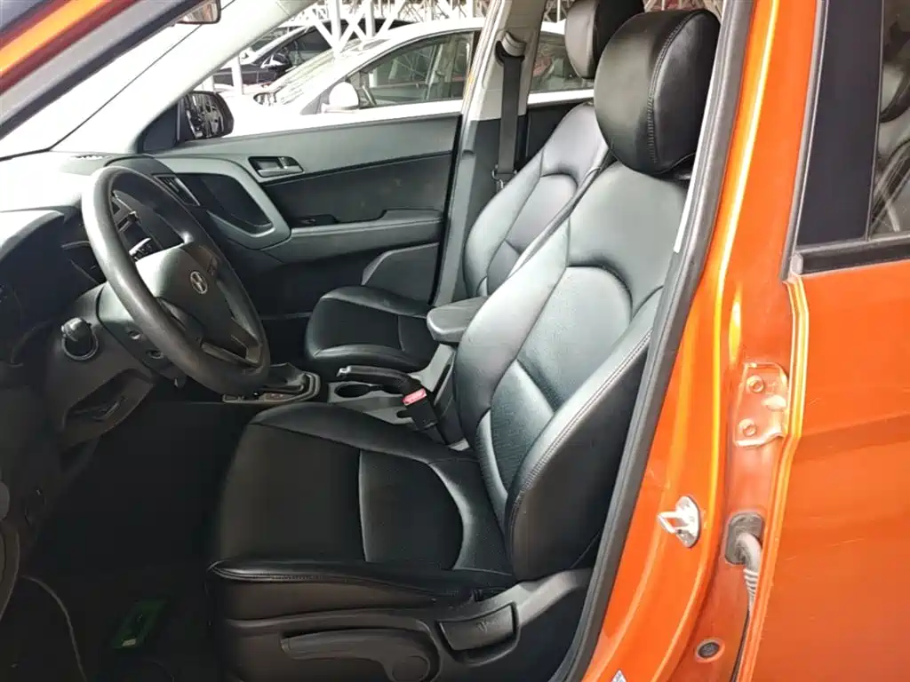 Hyundai ix25 2015 — фото 15