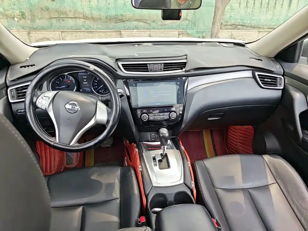 Nissan X-Trail 2015 — фото 10