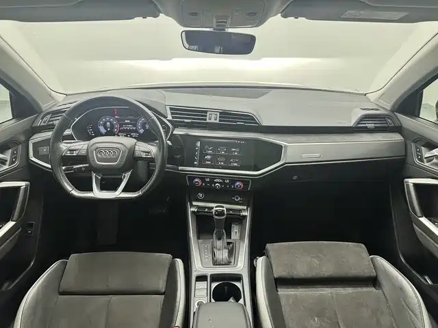 Audi Q3 2021