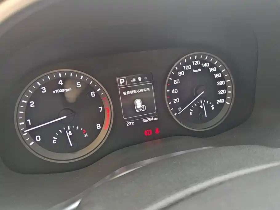 Hyundai Tucson 2016 — фото 14