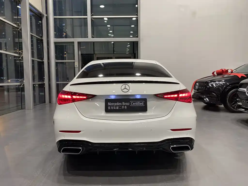 Mercedes-Benz C-Class 2023 — фото 17