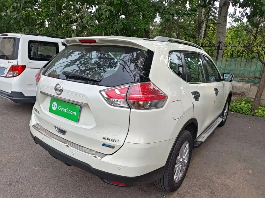 Nissan X-Trail 2015 — фото 7