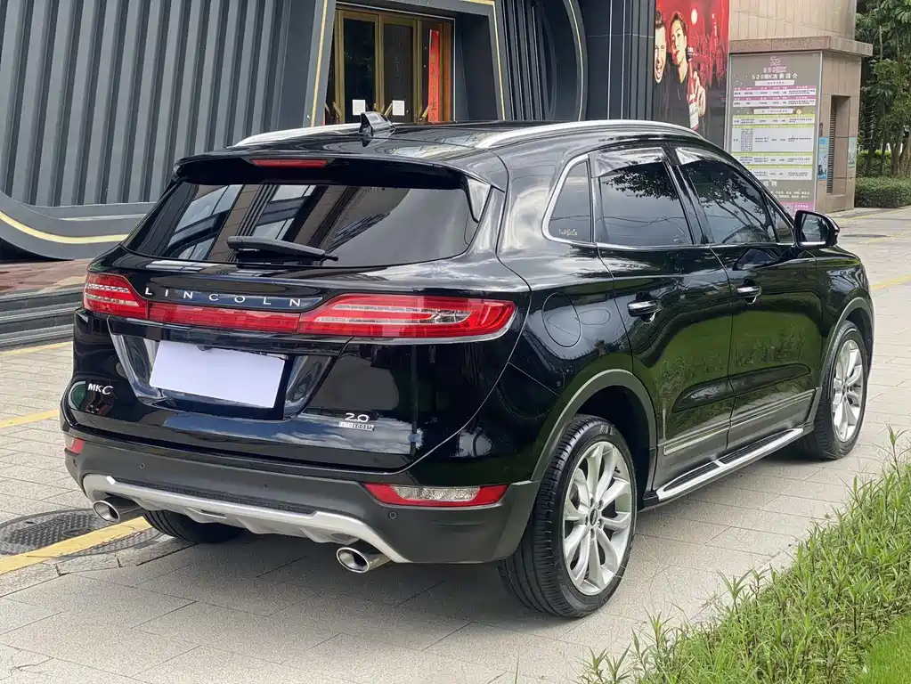 Lincoln MKC 2016