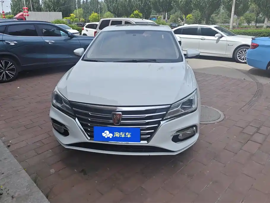Roewe i5 2019