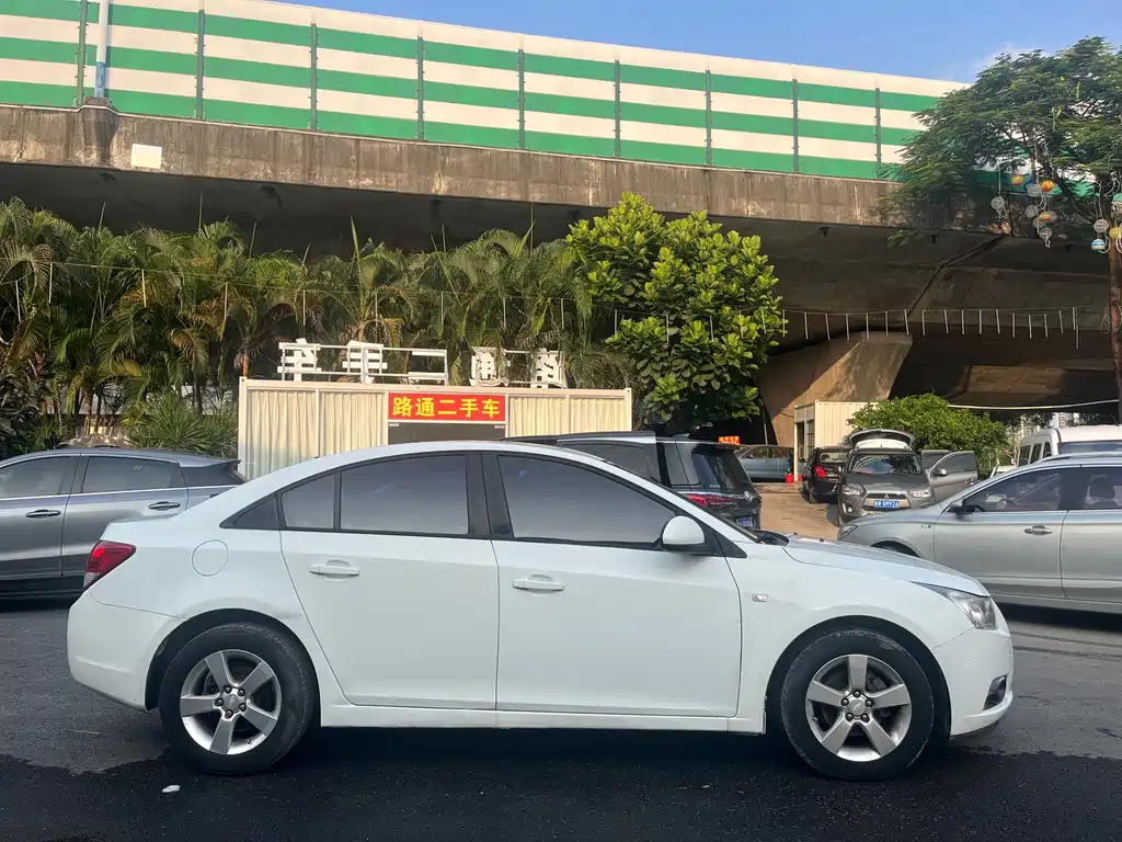 Chevrolet Cruze 2013
