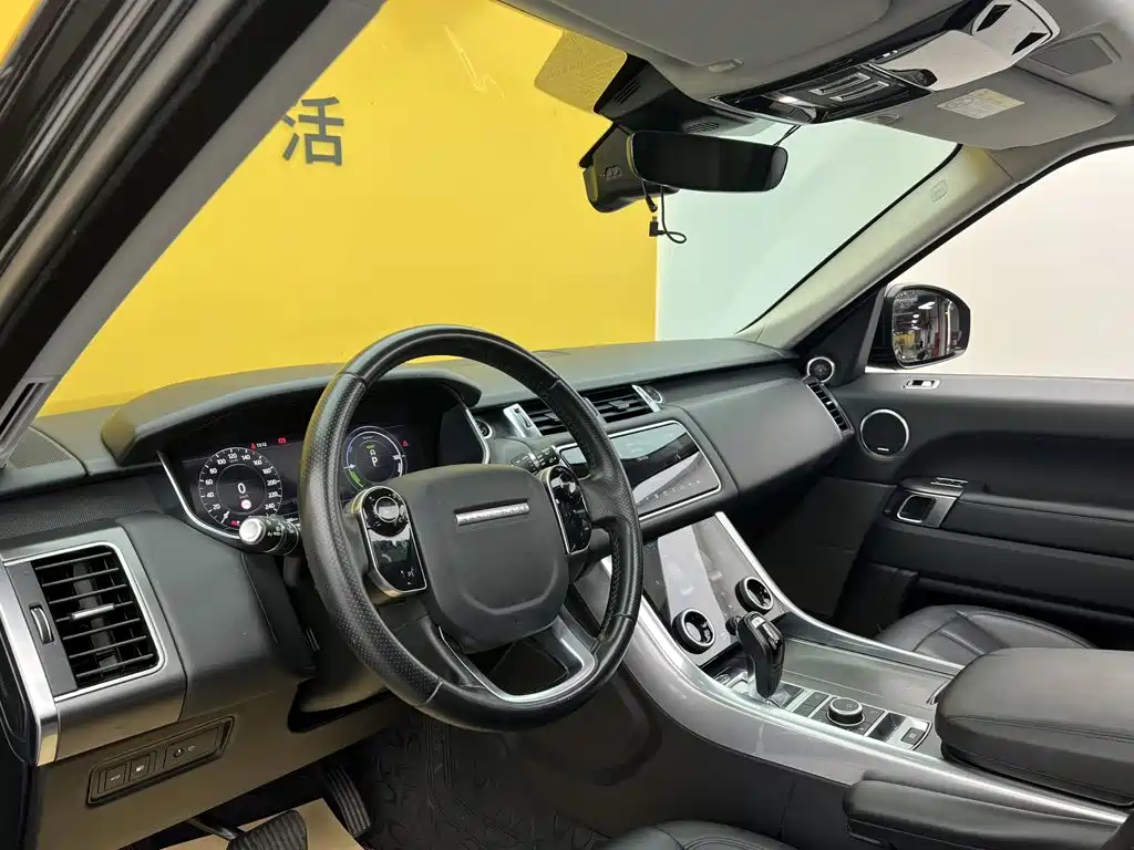 Land Rover Range Rover Sport New Energy 2022 — фото 39