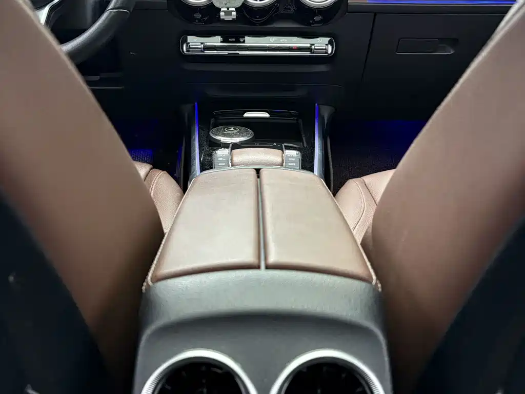 Mercedes-Benz GLB 2022 — фото 8
