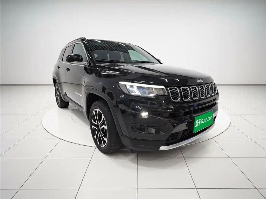 Jeep Compass 2021 — фото 4