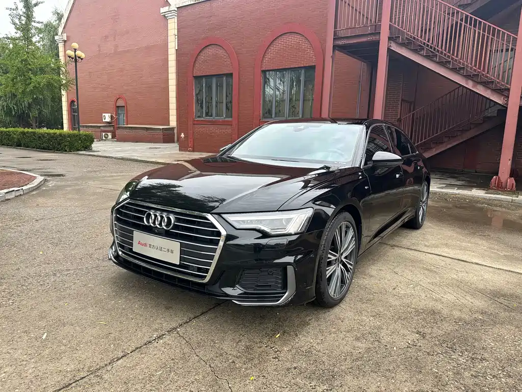 Audi A6L 2022