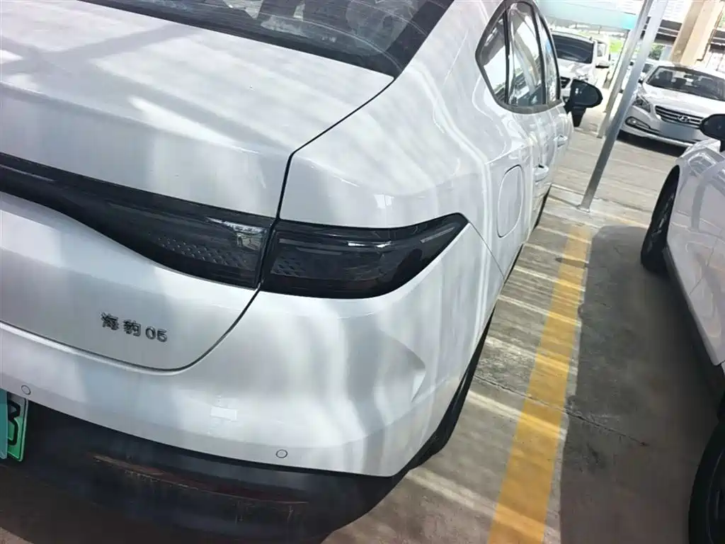 BYD Seal 05 DM-i 2026 — фото 8