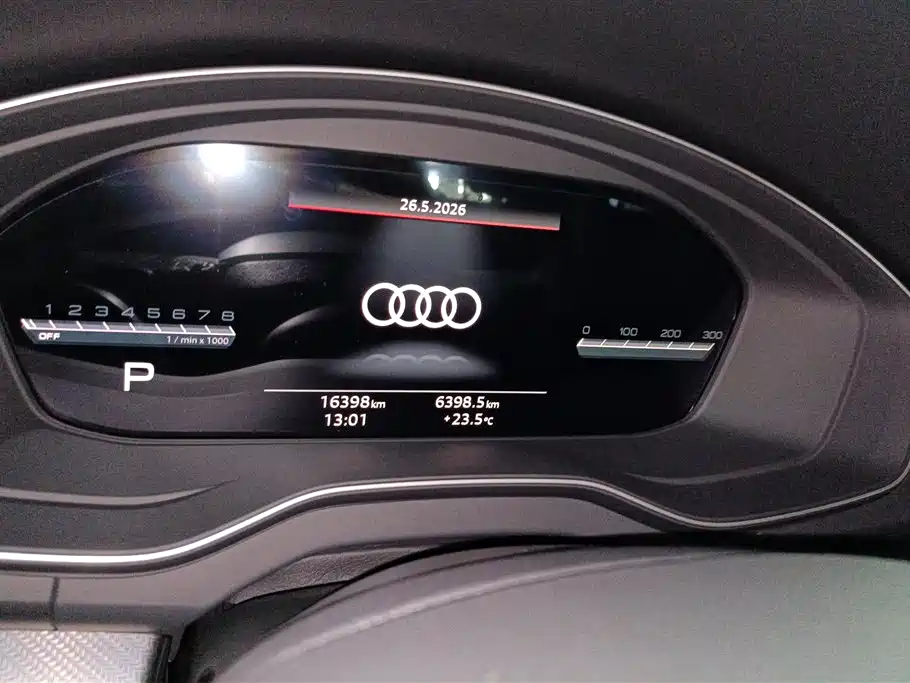Audi Q5L 2024 — фото 14