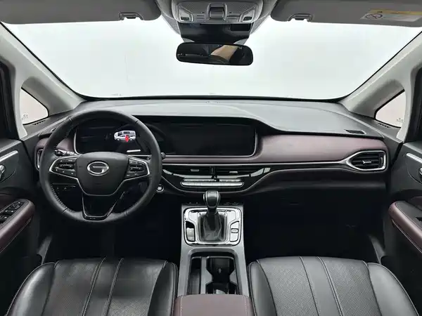 GAC Trumpchi M6 2022