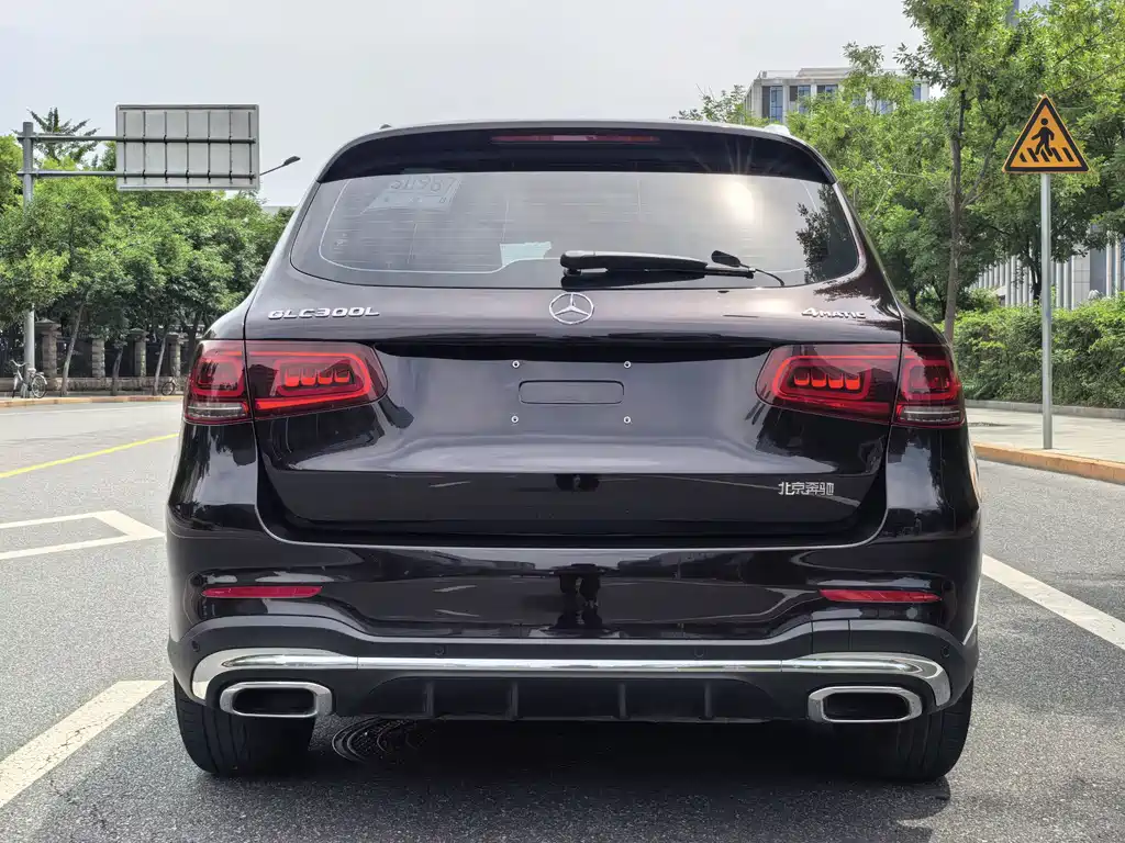 Mercedes-Benz GLC 2021 — фото 17