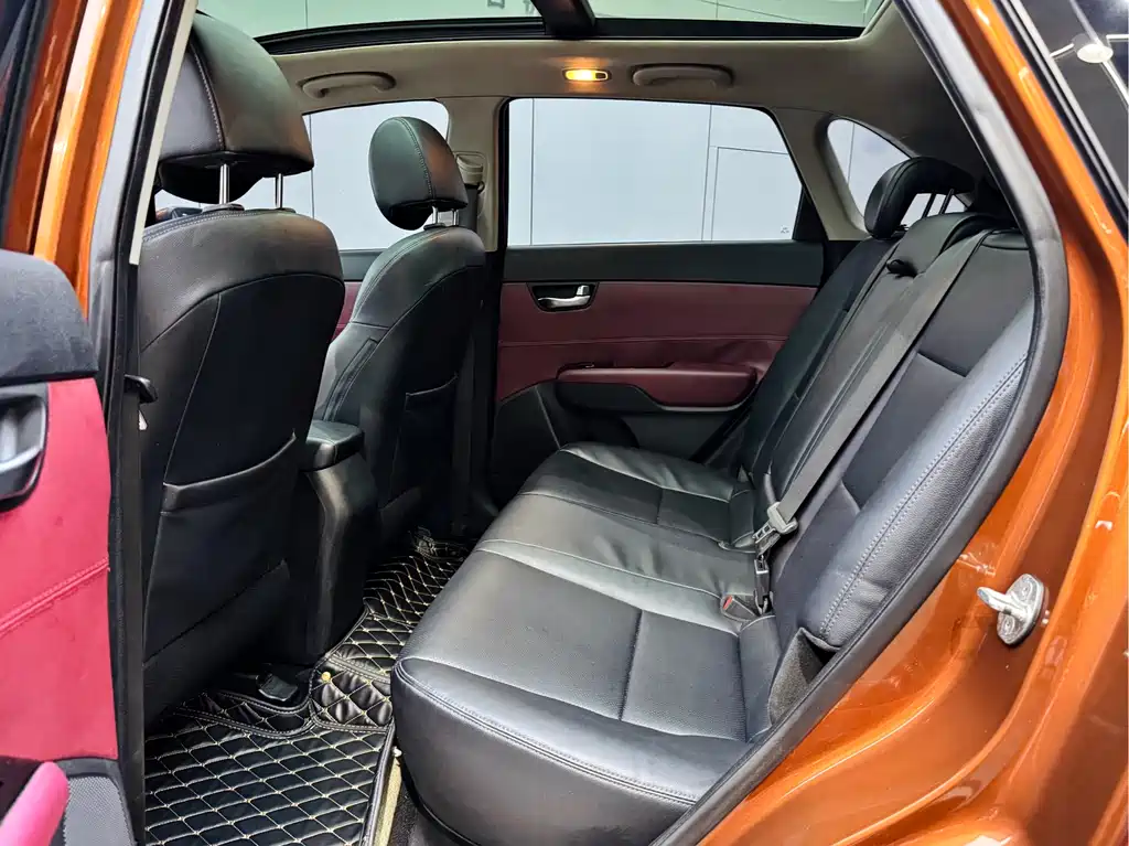 Kia KX3 2016 — фото 10