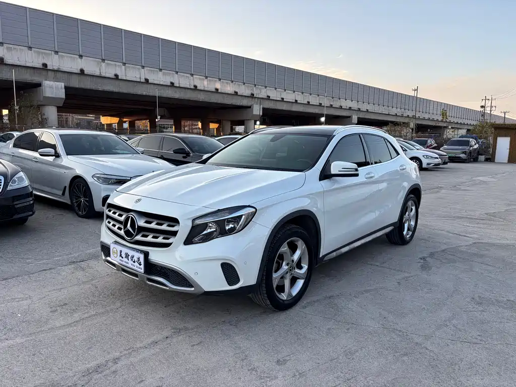 Mercedes-Benz GLA 2019 — фото 1