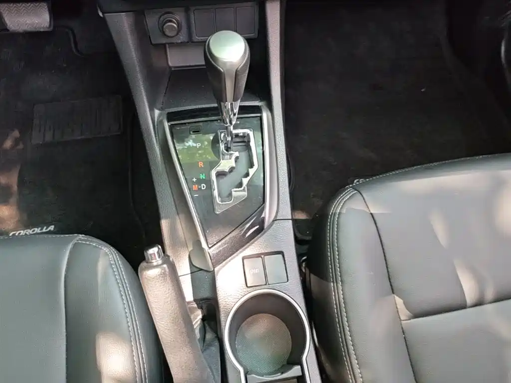 Toyota Levin 2015 — фото 14