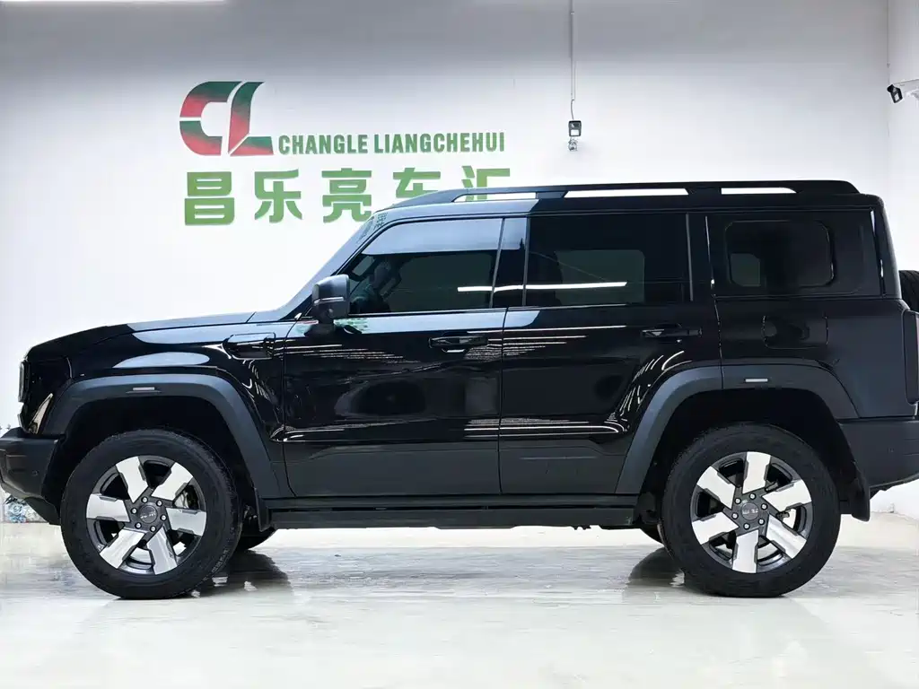 Beijing Off-Road BJ40 EREV 2025 — фото 2