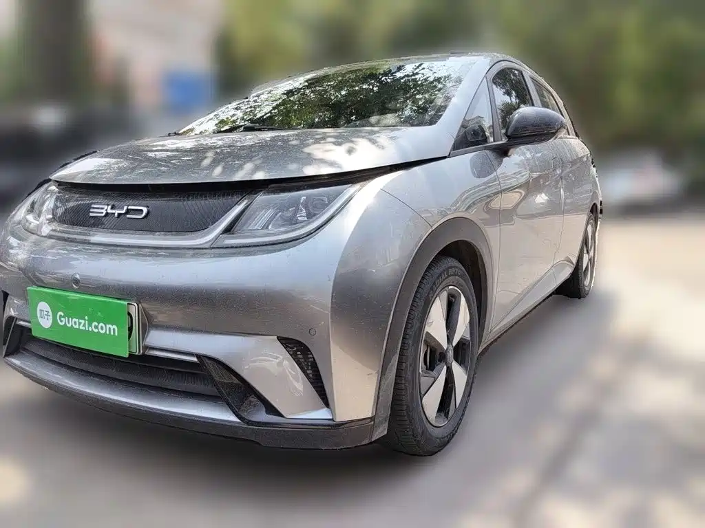 BYD Dolphin 2023