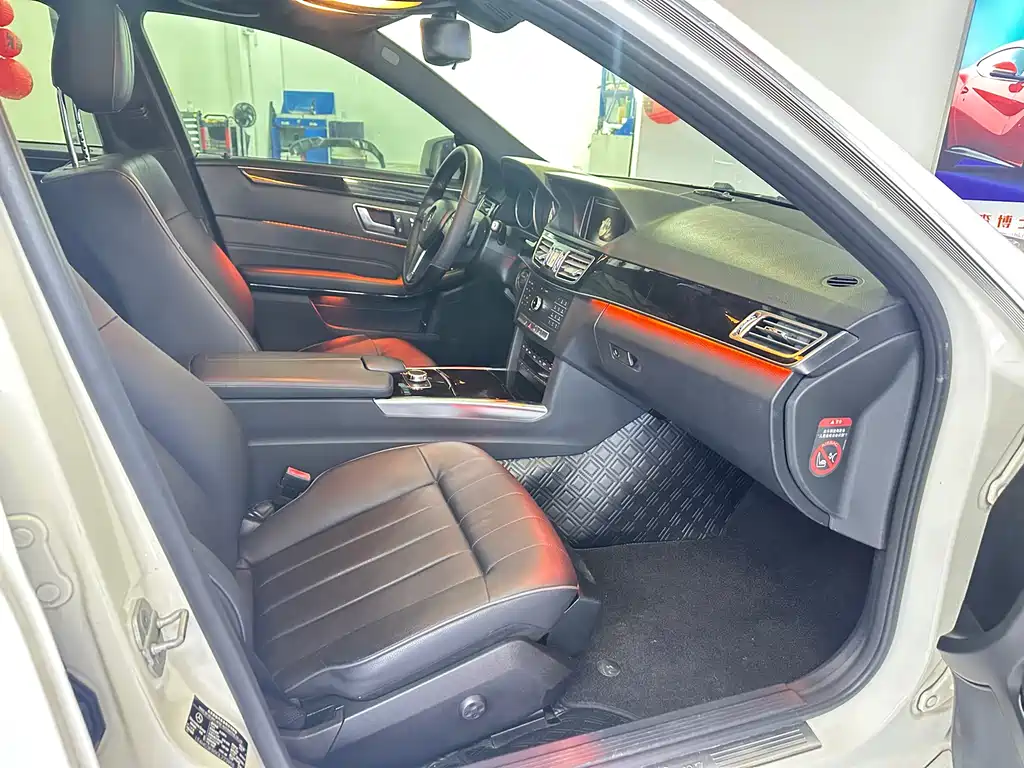 Mercedes-Benz E-Class 2015 — фото 9