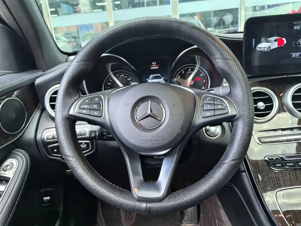 Mercedes-Benz GLC 2018 — фото 5