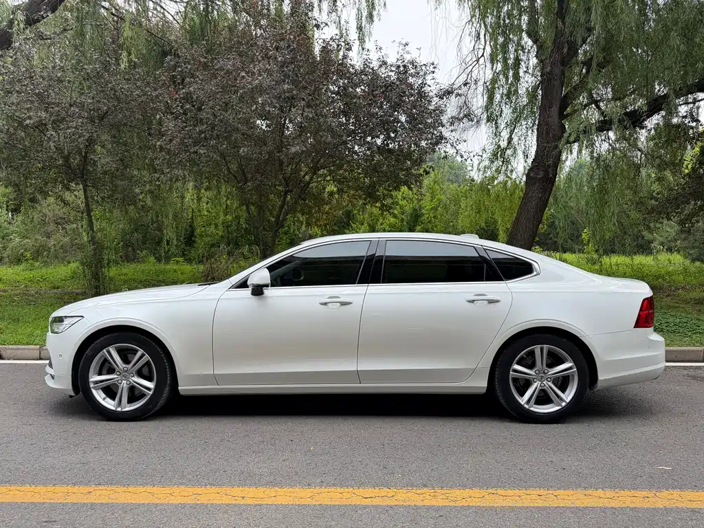 Volvo S90 2017 — фото 3
