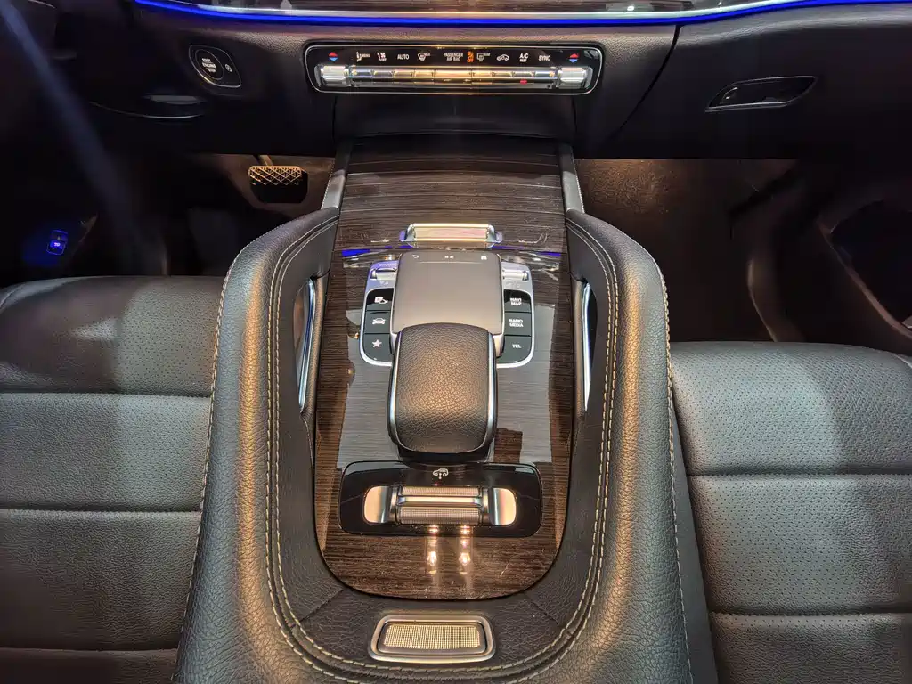 Mercedes-Benz GLE 2019 — фото 12