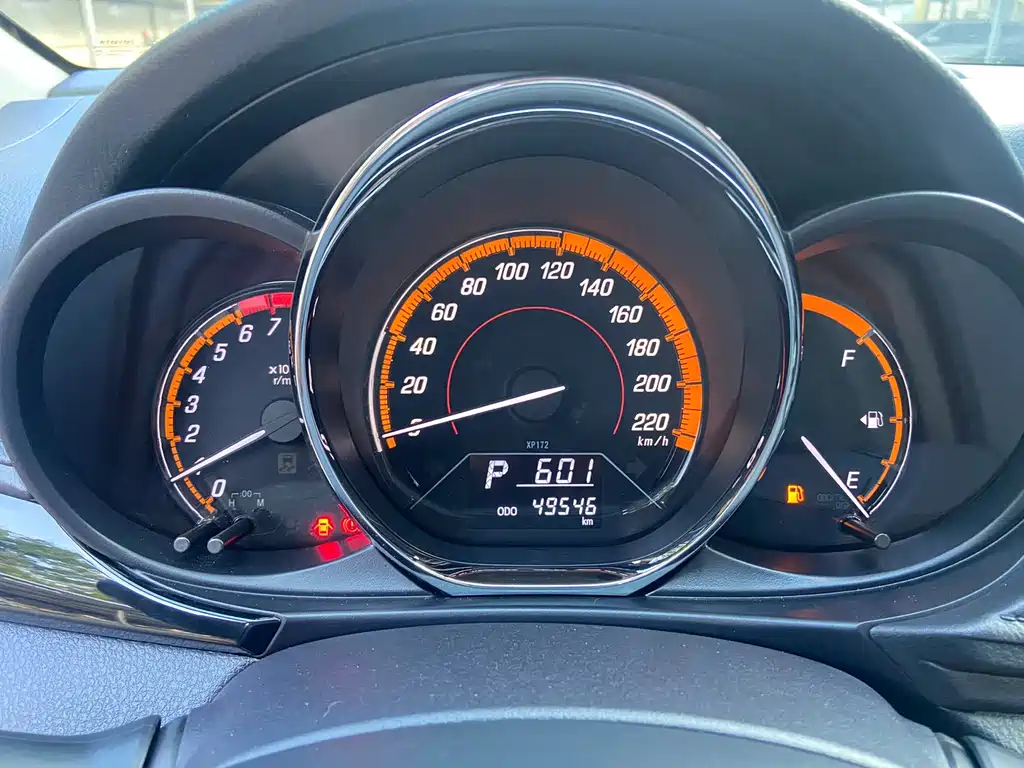 Toyota Yaris L 2022 — фото 10