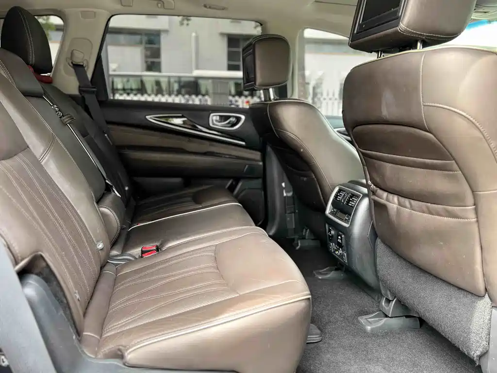 Infiniti QX60 2018 — фото 25