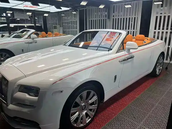 Rolls-Royce Yao Ying 2016