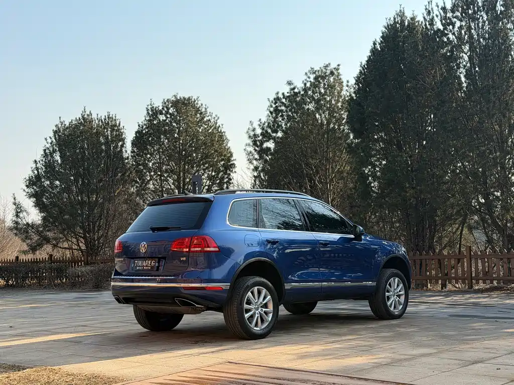 Volkswagen Touareg 2016 — фото 20