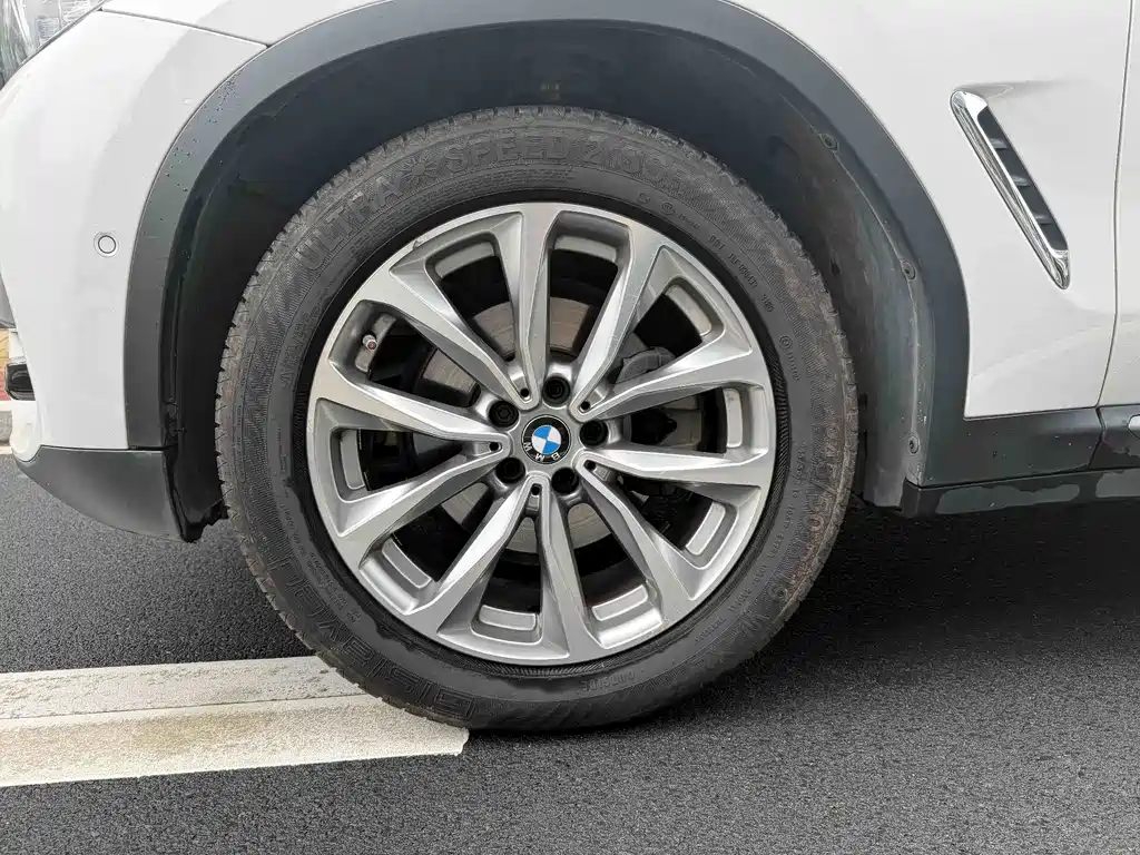 BMW X3 2019 — фото 18